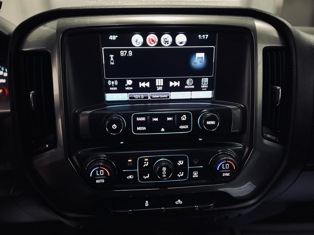 2018 Chevrolet Silverado 1500 LT - Photo 21