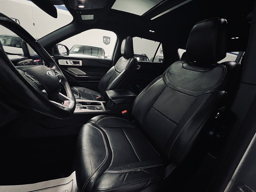 2020 Ford Explorer ST - Photo 9
