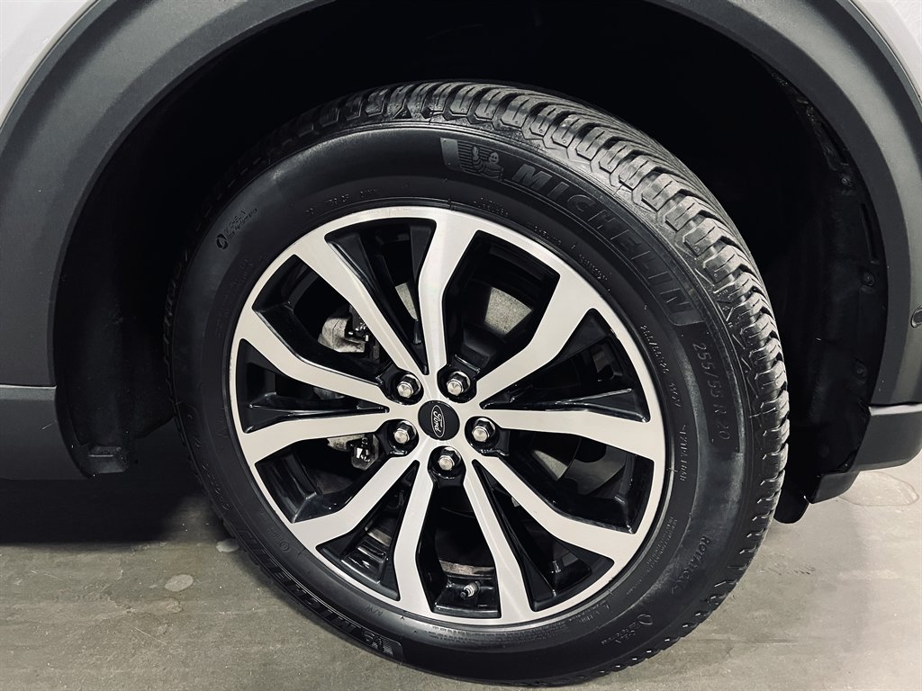 2020 Ford Explorer ST - Photo 28