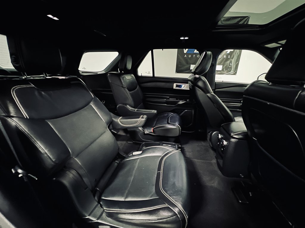 2020 Ford Explorer ST - Photo 14