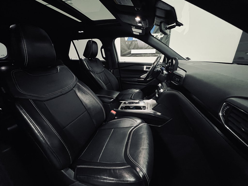 2020 Ford Explorer ST - Photo 17