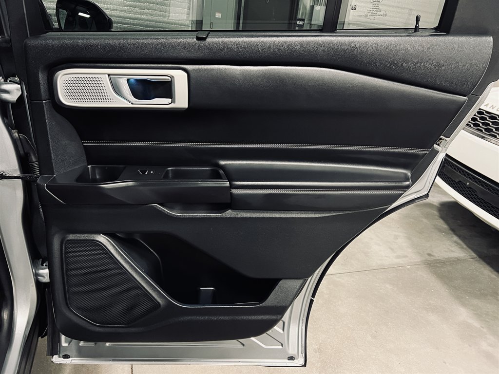 2020 Ford Explorer ST - Photo 16