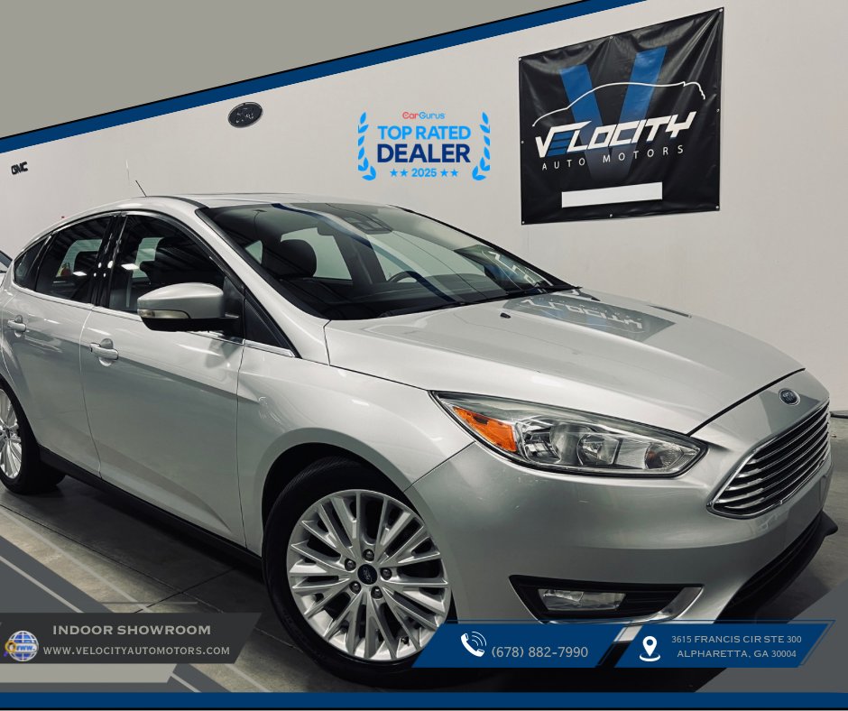 2018 Ford Focus Hatch SEL's photo