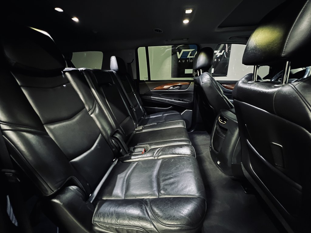 2019 Cadillac Escalade ESV Luxury - Photo 14