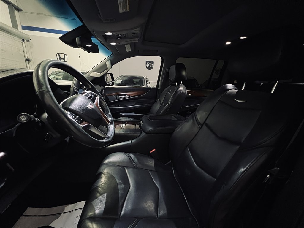 2019 Cadillac Escalade ESV Luxury - Photo 9