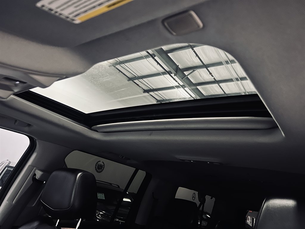 2019 Cadillac Escalade ESV Luxury - Photo 26